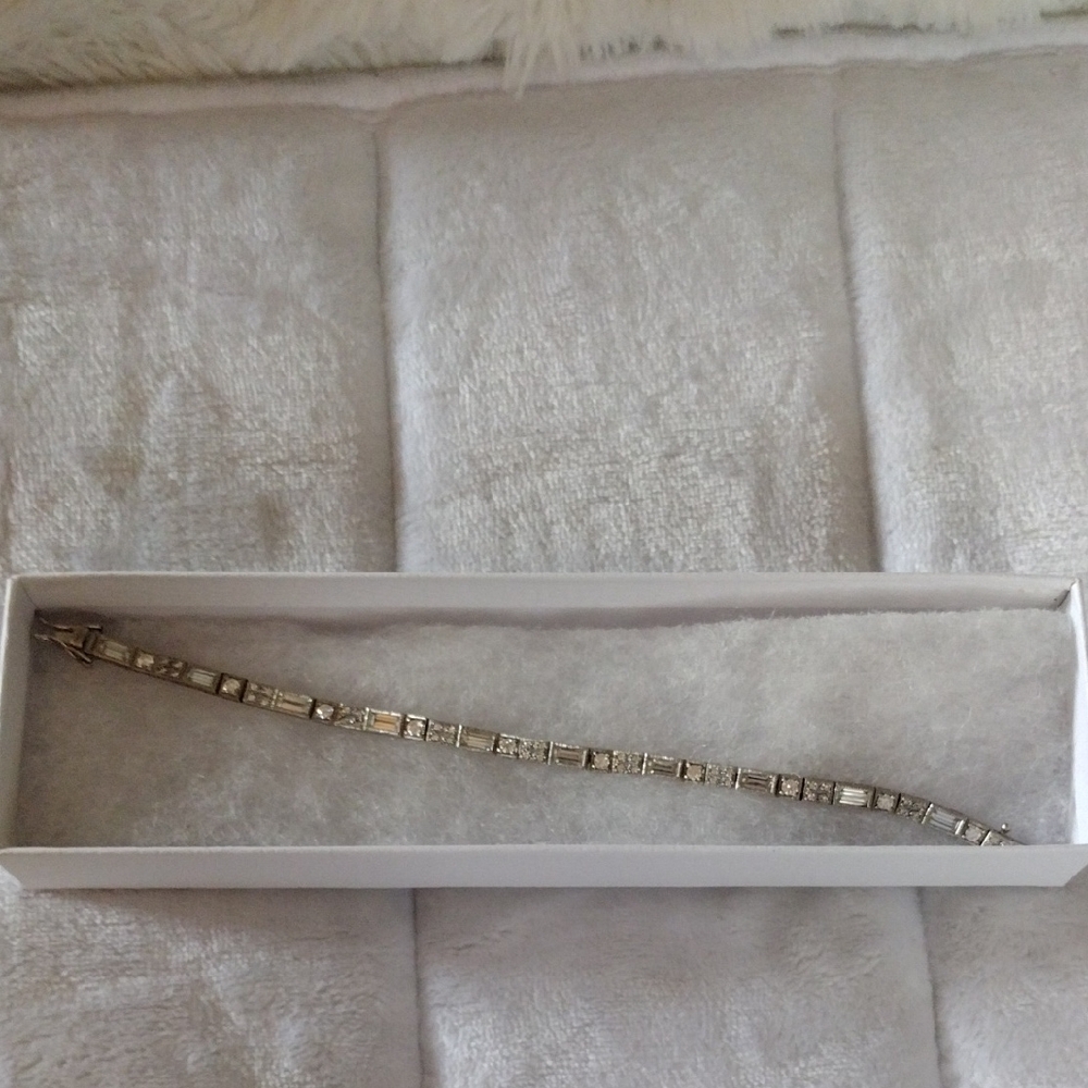 Elegant Absolute Cz Tennis Bracelet